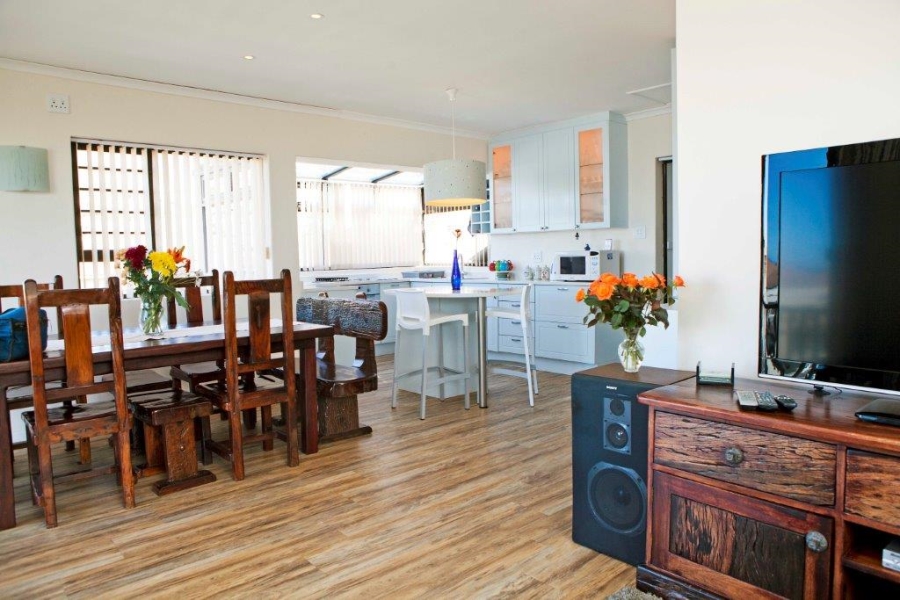 8 Bedroom Property for Sale in Fish Hoek Western Cape